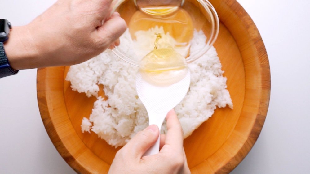 Как готовят рисовый уксус в Японии